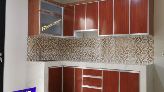 Proses Pemasangan Kitchen Set Anti Rayap